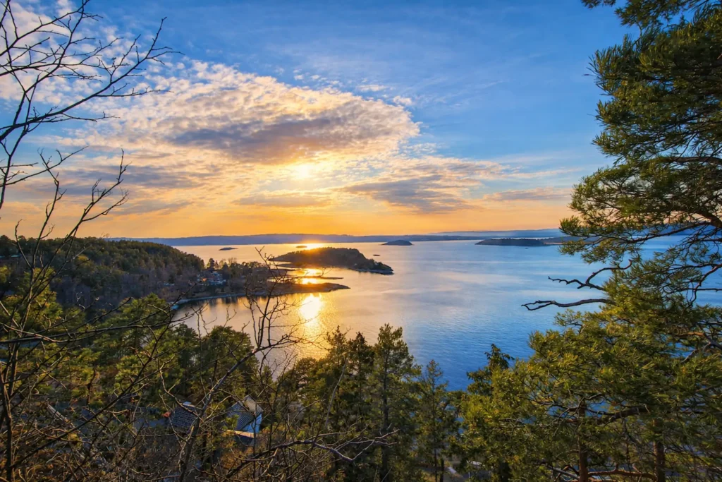 Grand Tour - Malmøya Guided Hike